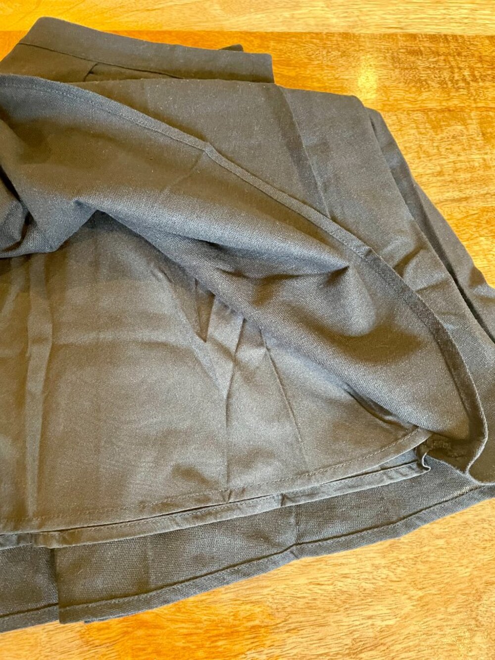 NWT Pleated Black Midi Skirt - Picture 7 of 7